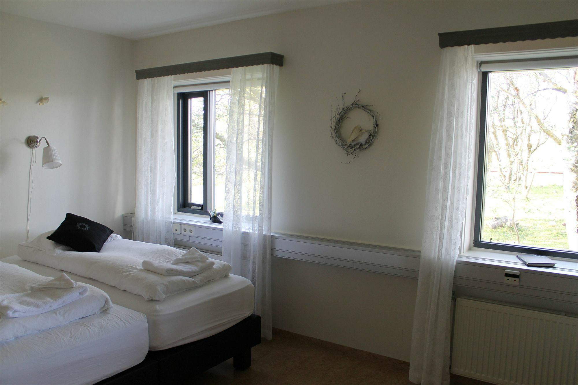 Skjaldarvik Guesthouse Akureyri Buitenkant foto